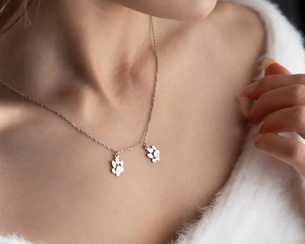18K Gold-Plated Pet Paw Print Name Necklace Simple Personalized Necklace Custom Jewelry Dog Paw Necklace Cat Paw Pet Jewelry