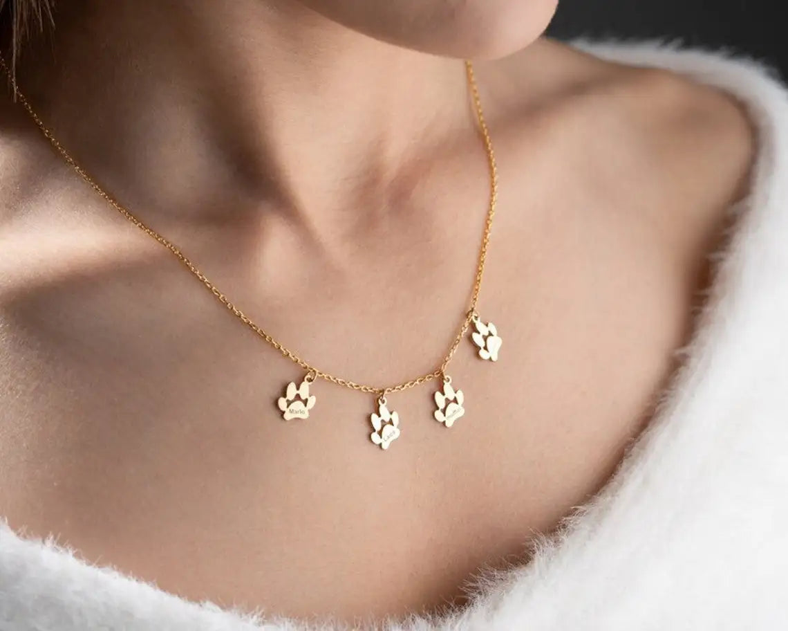 18K Gold-Plated Pet Paw Print Name Necklace Simple Personalized Necklace Custom Jewelry Dog Paw Necklace Cat Paw Pet Jewelry